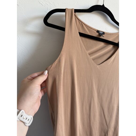 Express Body Contour Medium Bodysuit 76 - Picture 8 of 8